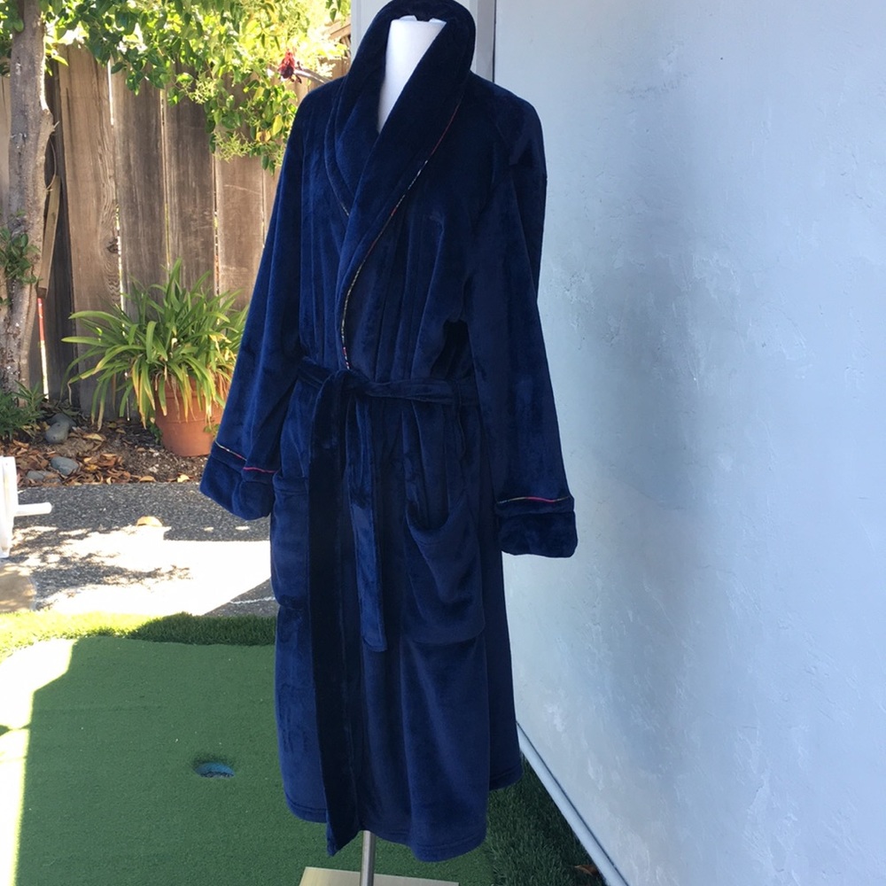 Nwot Tommy Bahama super soft robe